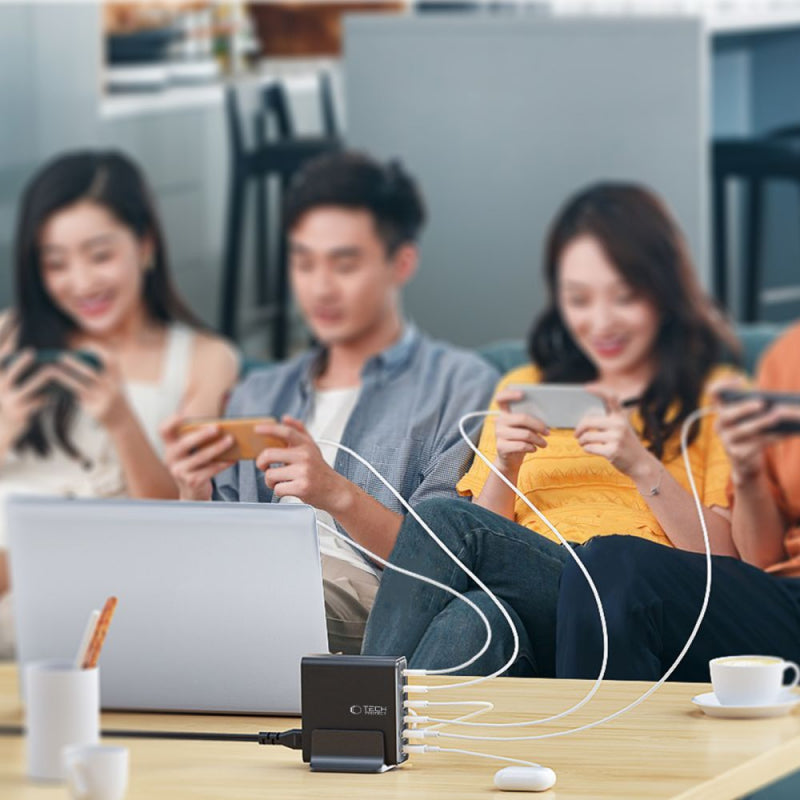 Tech-Protect DC80W hálózati adapter, 80W, 3A, 2 db USB-A - 4 db USB-C