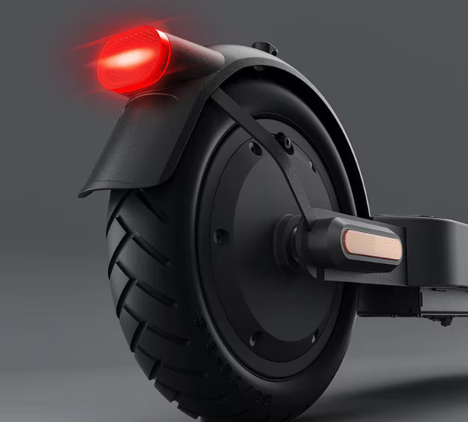 Trotineta Electrica Xiaomi Electric Scooter 4 Pro (2nd Gen), Max 25 km/h, Max 120kg, Autonomie 60km, IPX4 - Default Title - NotebookGsm
