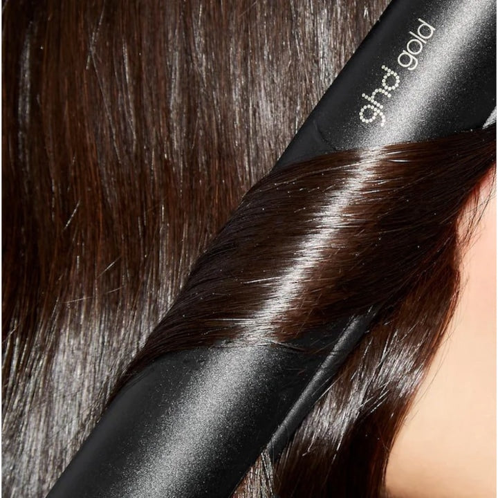 ghd Gold hajvasaló – Professzionális teljesítmény a sima, fényes hajért