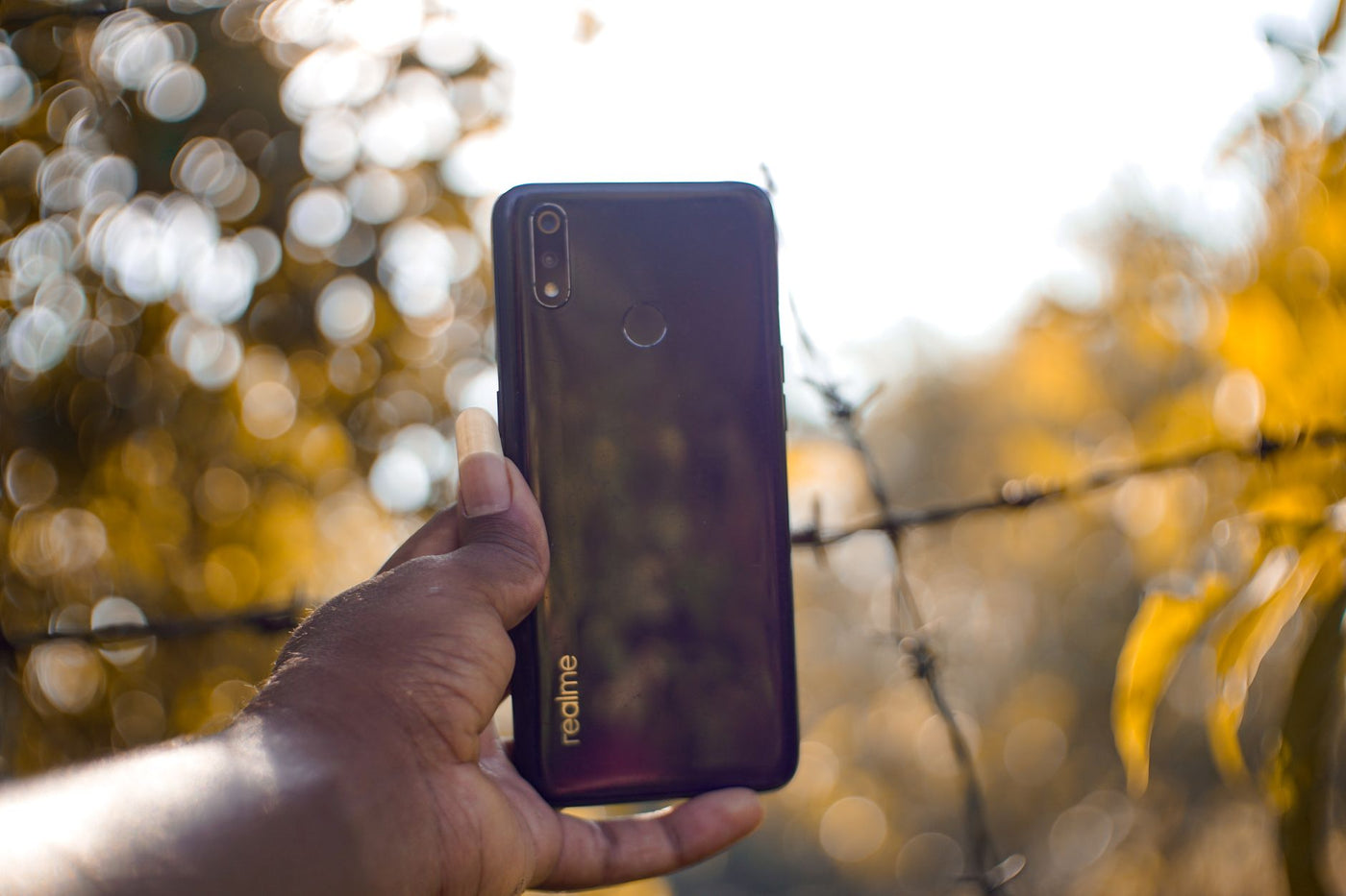 Google Pixel 11 Pro XL 2026 smartphone design premium cu ecran mare
