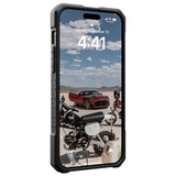 Husa de protectie UAG Monarch Pro MagSafe compatibil cu iPhone 15 Plus, Carbon Fiber