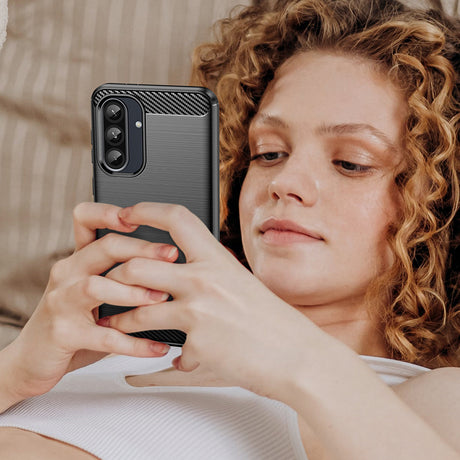 Husa de protectie Techsuit Carbon Silicone compatibil cu Samsung Galaxy S10e, Negru