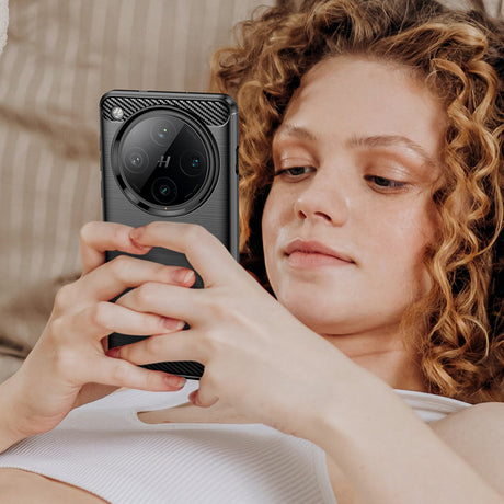 Husa de protectie Techsuit Carbon Silicone compatibil cu Oppo Find X8 Pro, Negru