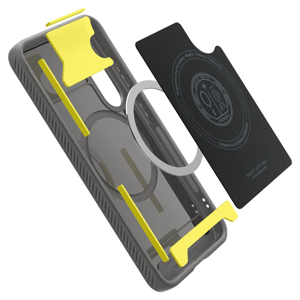 Husa de protectie Spigen Rugged Armor MagSafe (ACS08999) compatibil cu Samsung Galaxy S25, Marble Grey