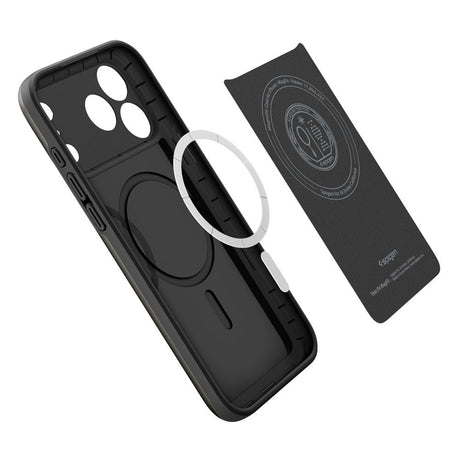 Spigen Thin Fit MagSafe fekete tok iPhone 17 Pro készülékhez