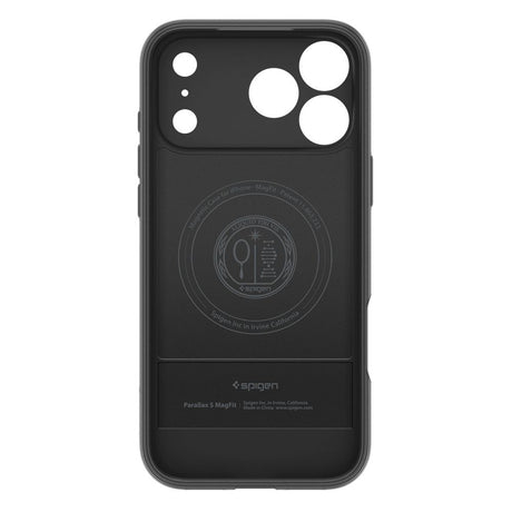Husa de protectie Spigen Caseology Parallax "S" MagSafe (ACS09964) compatibil cu iPhone 17 Pro, Negru Mat