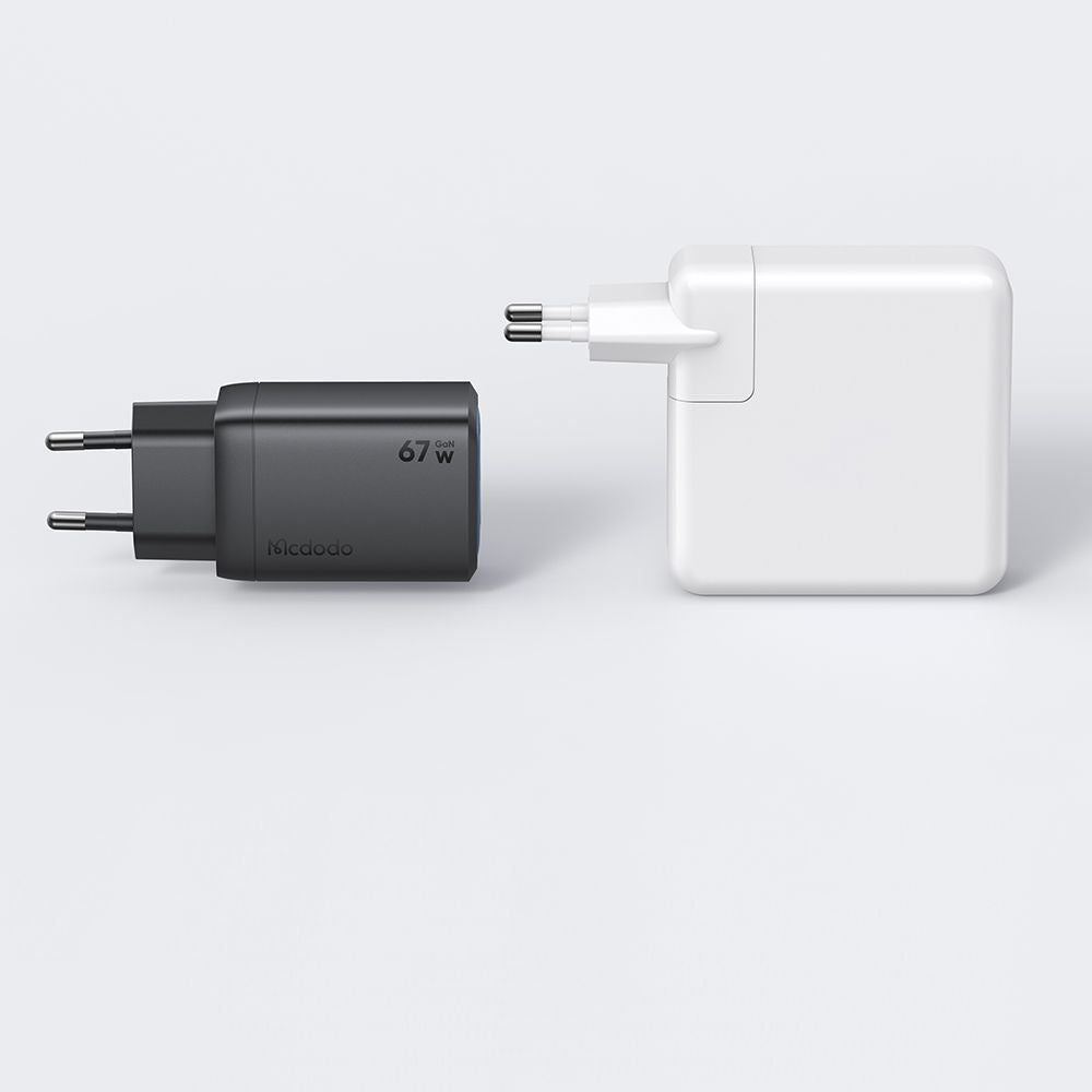 Incarcator Mcdodo (CH-0970), 2x USB-C + 1x USB-A, 67W GaN, Negru