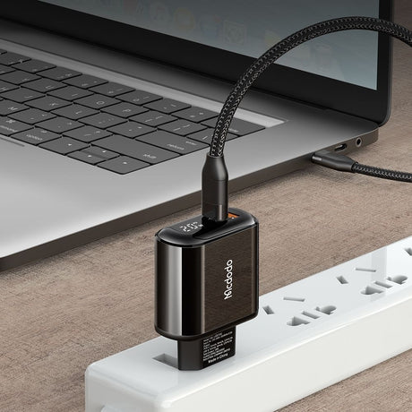 Incarcator Mcdodo Chocolate Series (CH-7170), USB-C/A, 20W, Digital Display, PD + QC, Negru