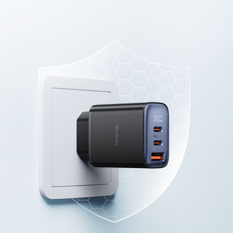 Incarcator Mcdodo (CH-2180), 2x USB-C, 1x USB-A, 30W, Fast Charger, Digital Display, Negru