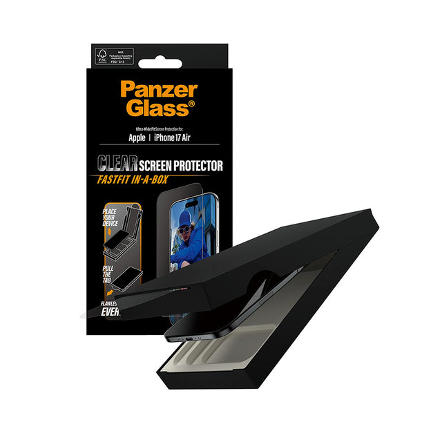 Folie de protectie PanzerGlass® Ultra-Wide Fit w. FASTFIT IN-A-BOX compatibil cu iPhone 17 Air, Negru