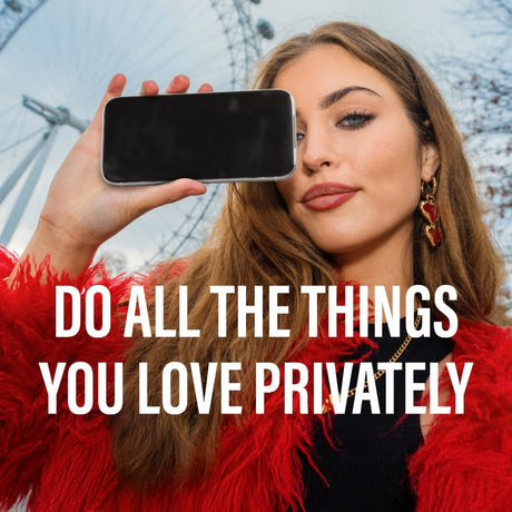 Folie de protectie PanzerGlass® Ultra-Wide Fit 2-Way Privacy w. EasyAligner compatibil cu iPhone 17 / iPhone 16 Pro, Negru