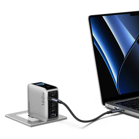 Incarcator Ugreen (65637B), 4x Type-C USB, 160W GaN, Priza Pliabila, Argintiu
