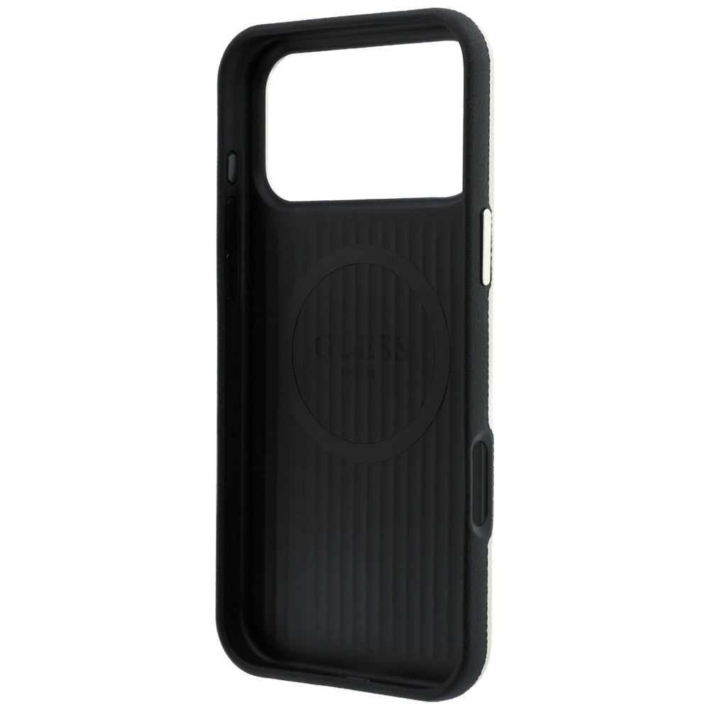 Husa de protectie Guess compatibil cu iPhone 17 Pro / iPhone 18 Pro, Roz